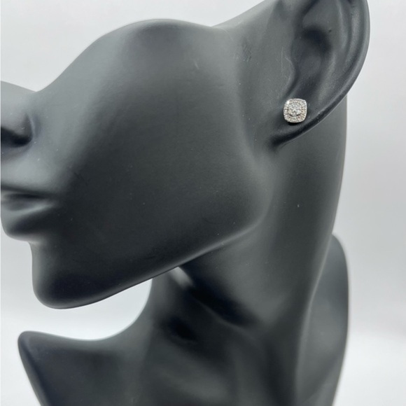 Cushion Cut .25 carats Natural Diamond Studs Sterling Silver - Picture 1 of 6